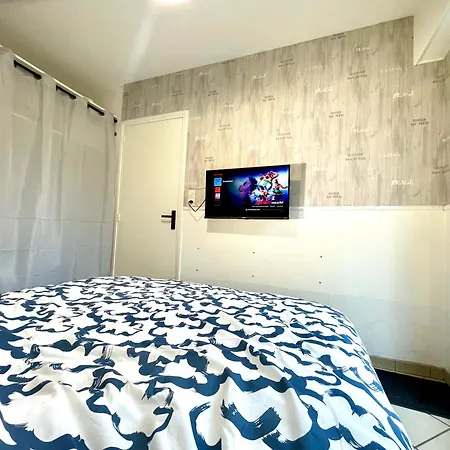 La Detente Avec Jardin, Sauna Et Parking Prive Au Coeur De *